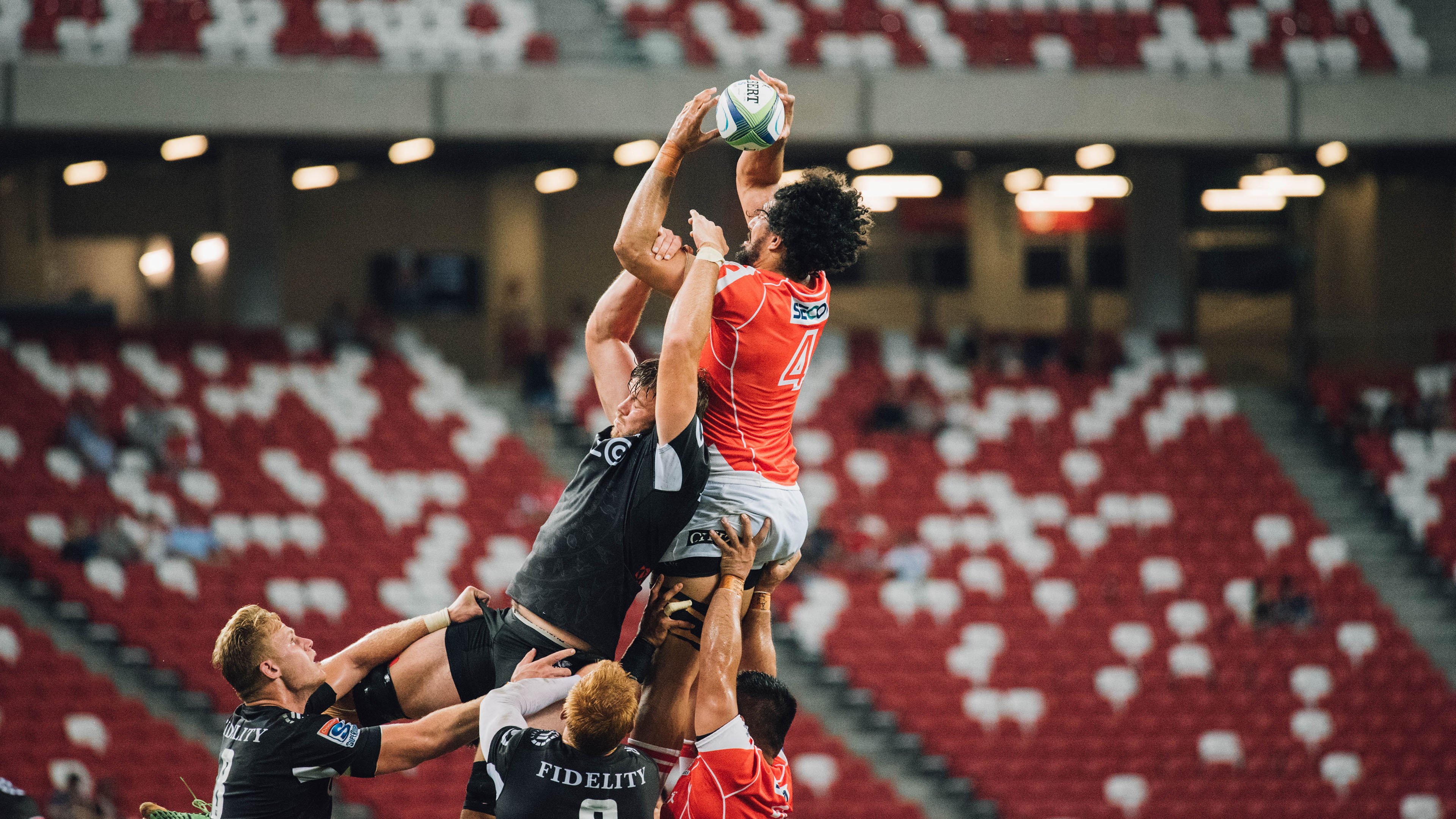 “高新区全民健身馆短柄墙球赛：游戏规则已改变，选手们用脑力征服赛场”