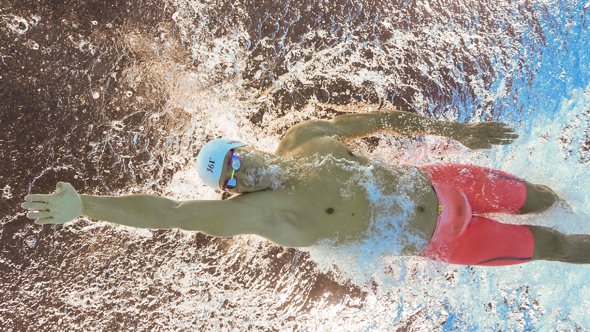 中立代表队B混合4×100米自由泳决赛表现亮眼,女子4×200米自由泳接力中国队夺冠 视频详解全过程