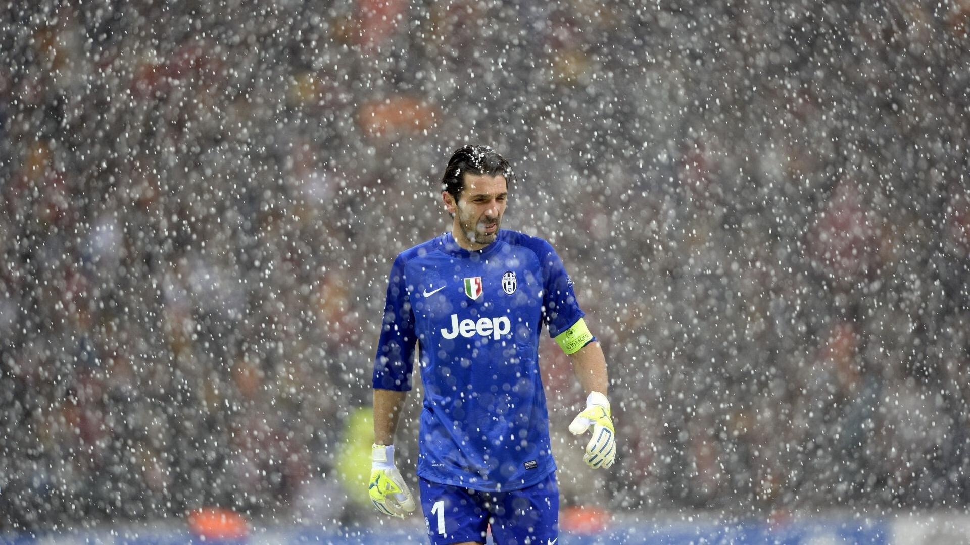 西甲争霸大战：攻防转换折射出极致智慧，西甲争冠分析